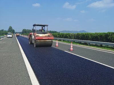 山東高速建材集團(tuán)路用新材料公司 科技創(chuàng)新驅(qū)動(dòng)，服務(wù)引領(lǐng)未來(lái)